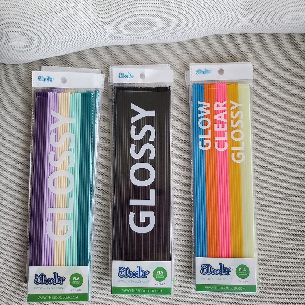 NWT 3Doodler  GLOSSY PLA STRANDS